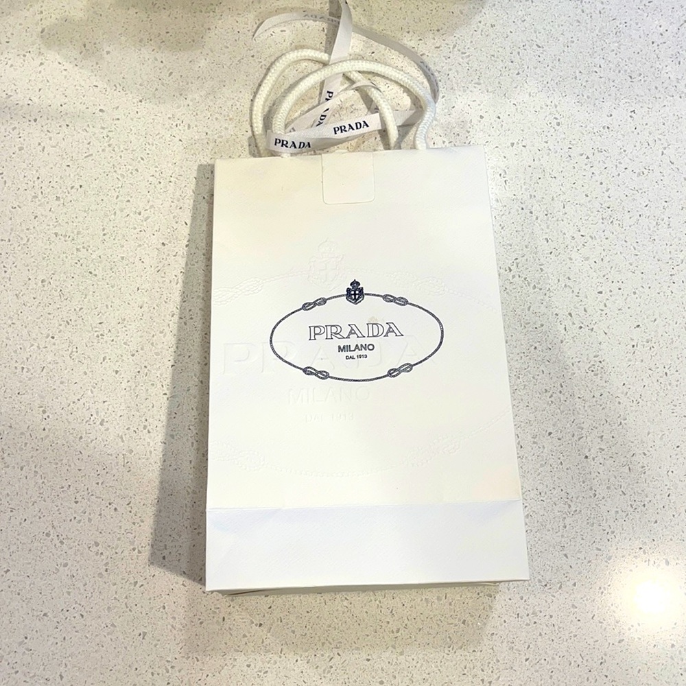 Prada Shopping Bag!